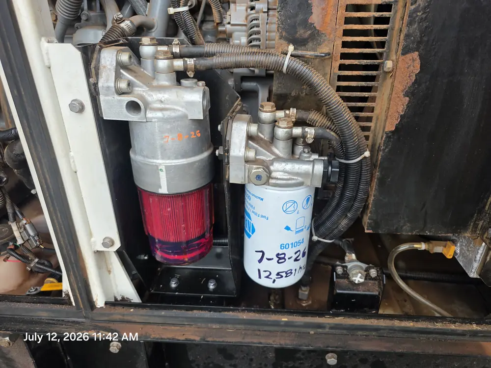 Generator engine with fuel filters